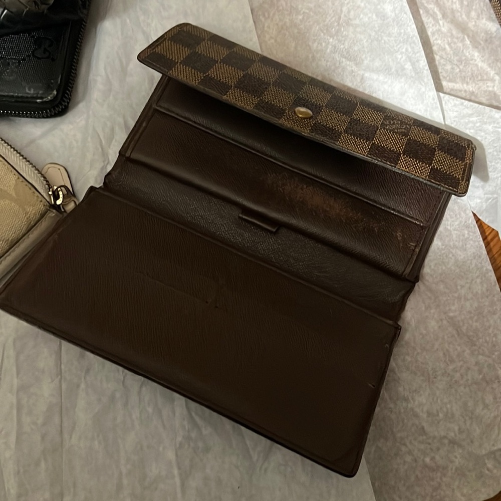 Project Authentic LV wallet - Picture 2 of 14